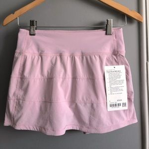 💗NWT lululemon pace rival 12” mid rise skirt size 2 💗